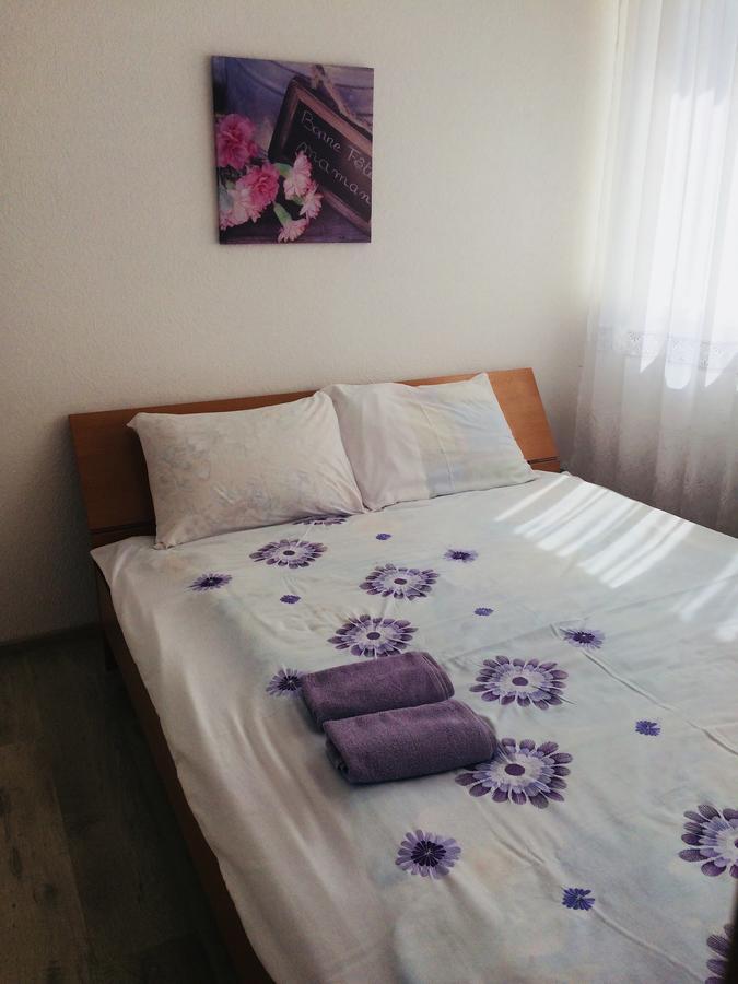 Cozy Apartment Near The Airport "Kyiv" ภายนอก รูปภาพ