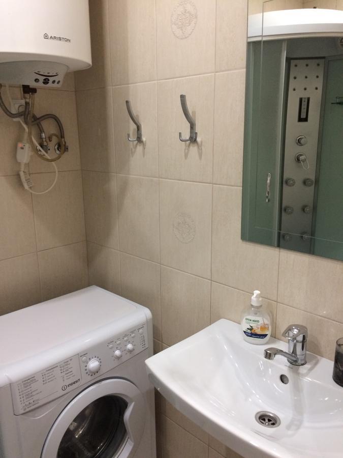 Cozy Apartment Near The Airport "Kyiv" ภายนอก รูปภาพ